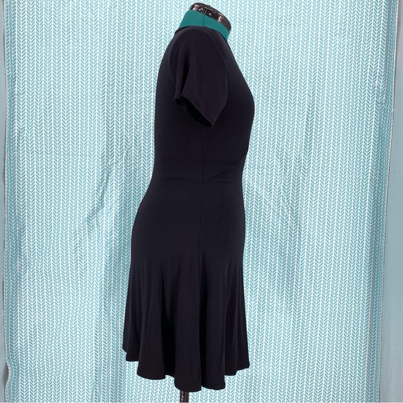 Magic Fit Black Short Sleeve Empire Waist V-Neck Fit and Flare Dress, Medium - Picture 11 of 16